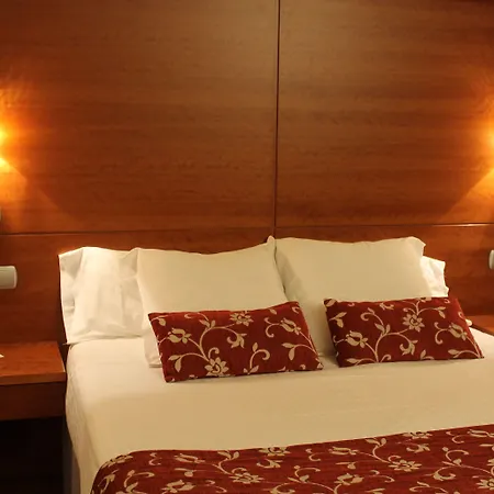 Restaurante El Tollo Hotel 3*