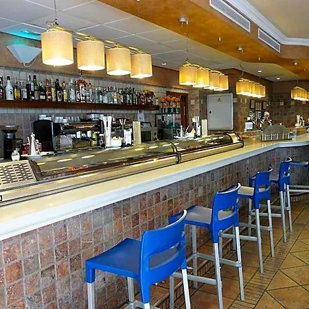 Szálloda Restaurante El Tollo 3*
