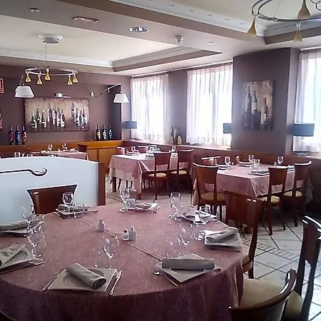 Restaurante El Tollo Szálloda