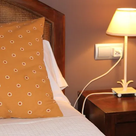 Hotel Restaurante El Tollo 3*