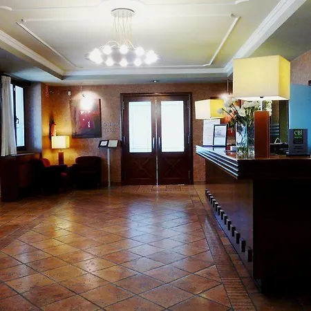 Restaurante El Tollo Hotel 3*